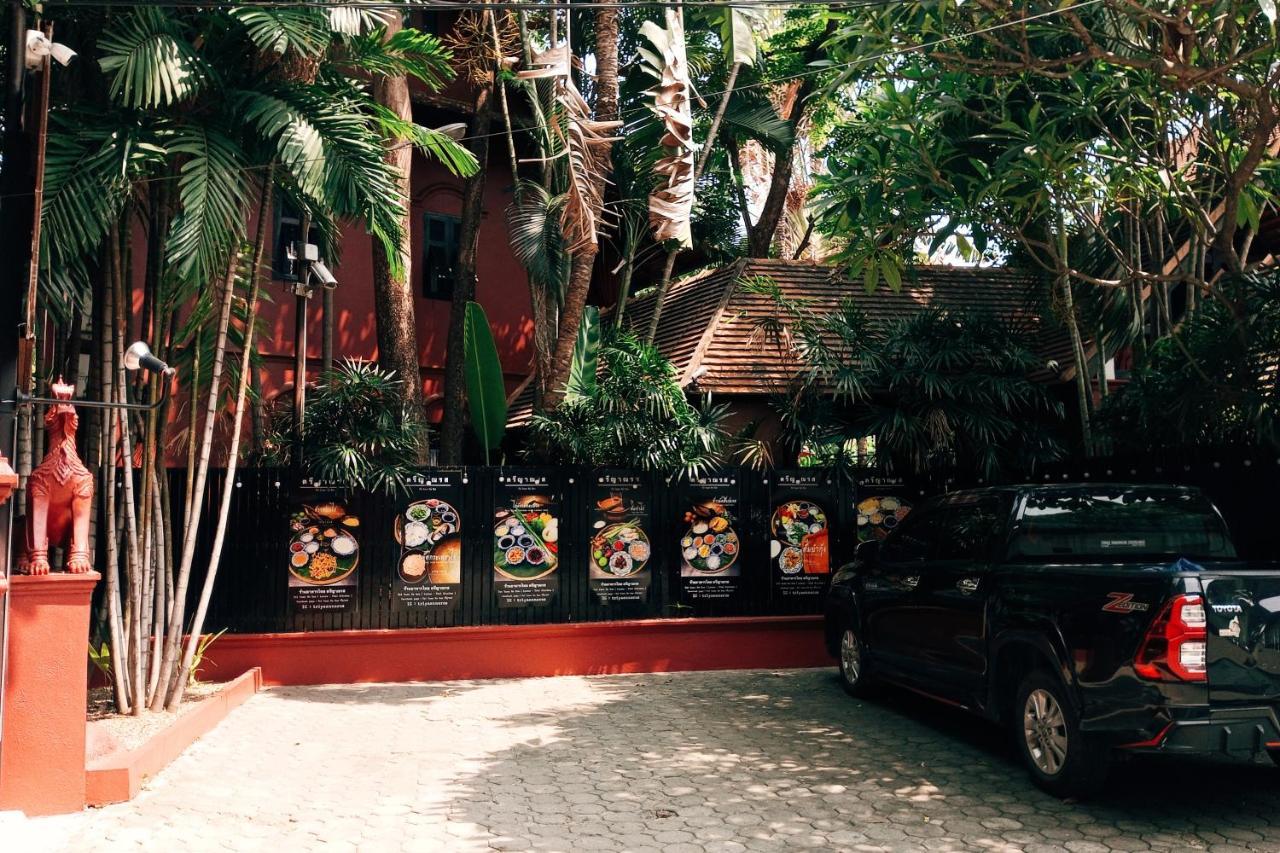 Tri Yaan Na Ros Colonial House Hotel Chiang Mai Eksteriør billede